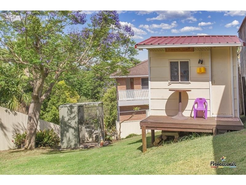 42 Canberra Avenue, Casula NSW 2170