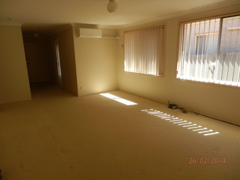 9 Harpur Place, Casula NSW 2170