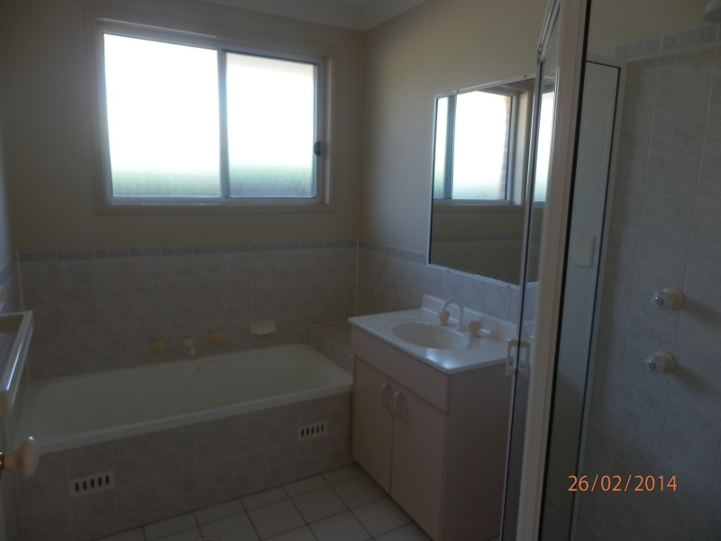 9 Harpur Place, Casula NSW 2170