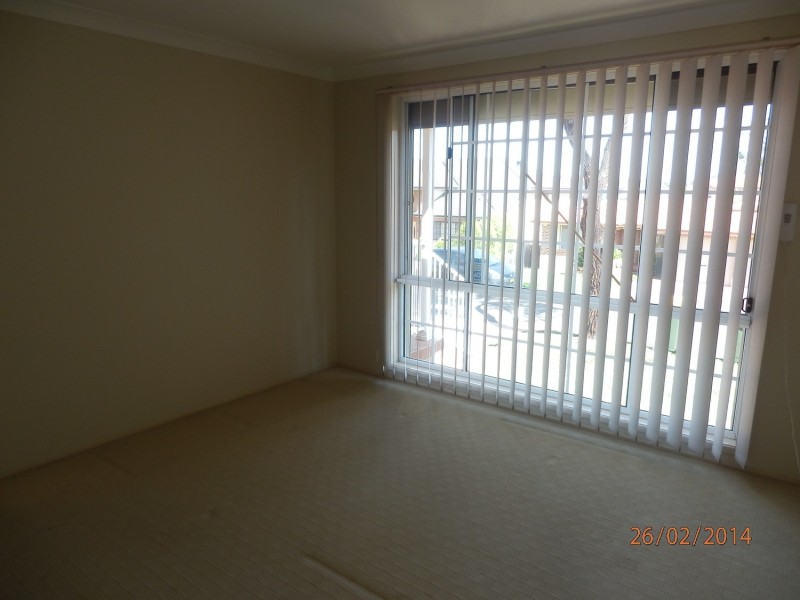 9 Harpur Place, Casula NSW 2170