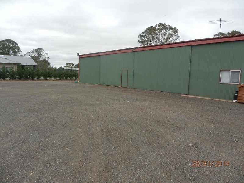 37 Barry Avenue, Catherine Field NSW 2557