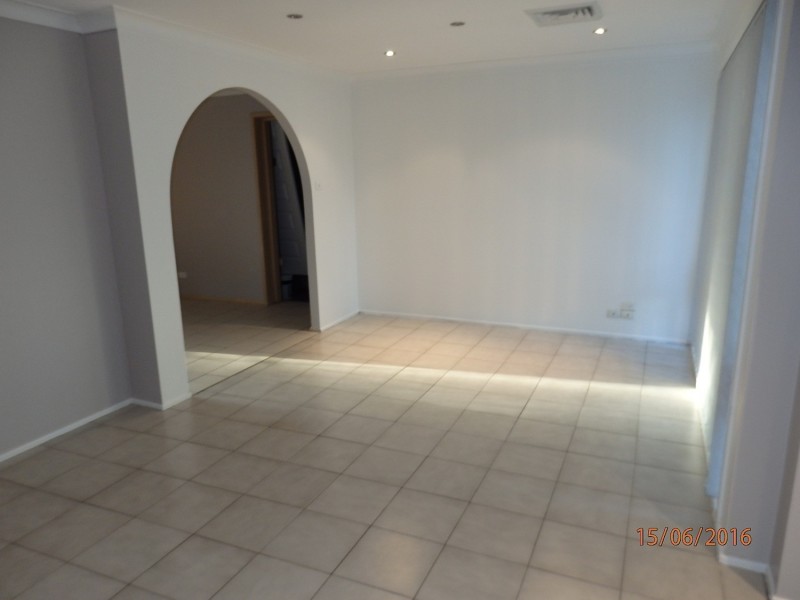 18 Brigalow Avenue, Casula NSW 2170