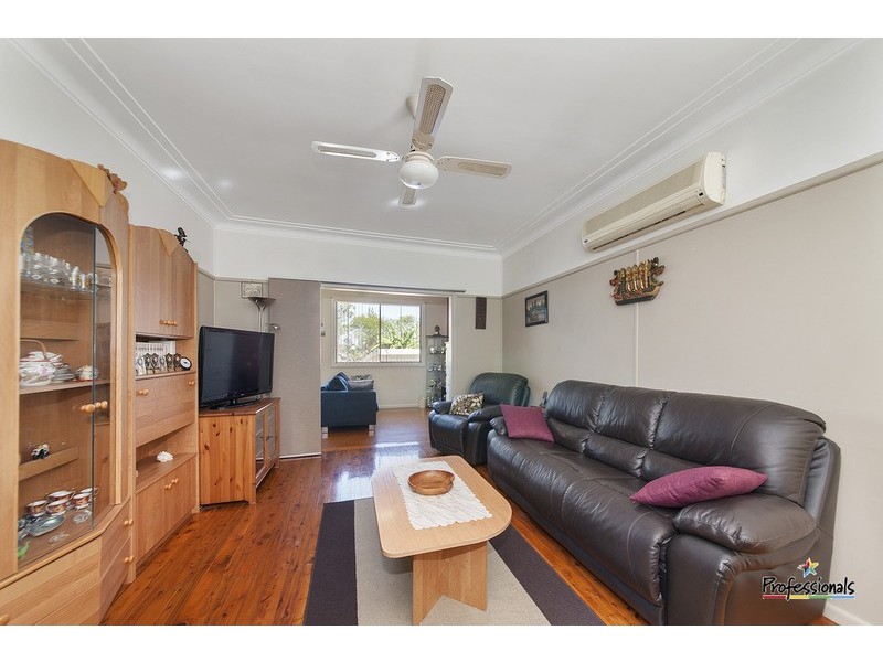 5 Amalfi Street, Lurnea NSW 2170