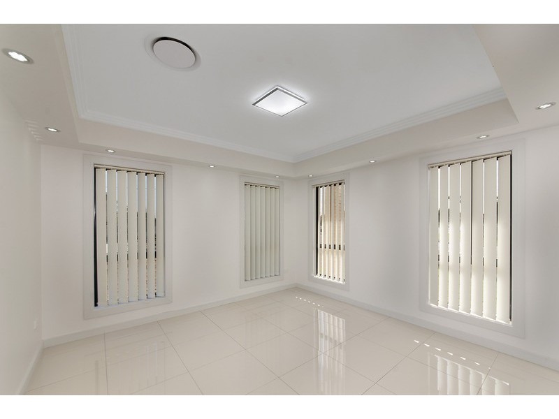 25A West Street, Lurnea NSW 2170