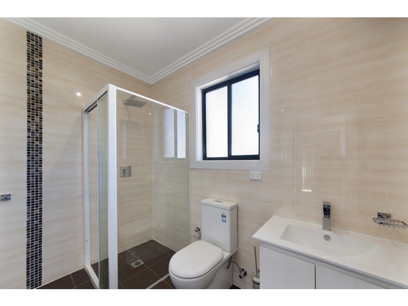 25A West Street, Lurnea NSW 2170