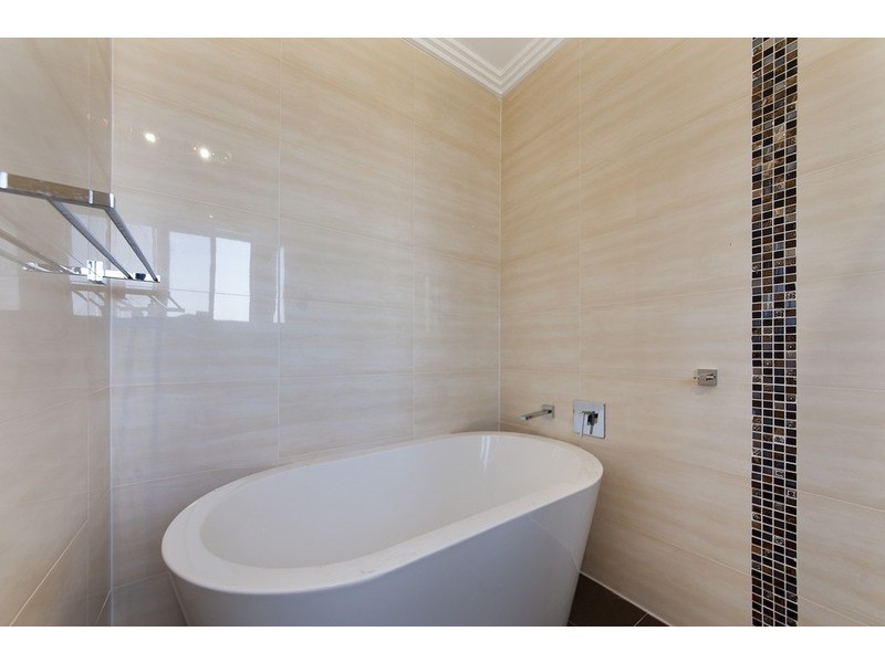 25A West Street, Lurnea NSW 2170