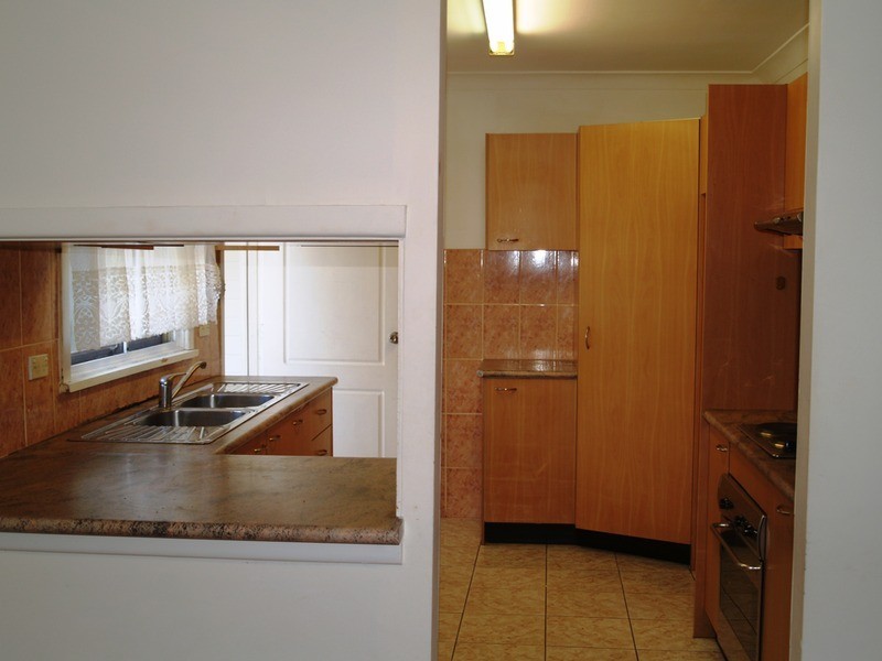 8 Hitter Avenue, Casula NSW 2170