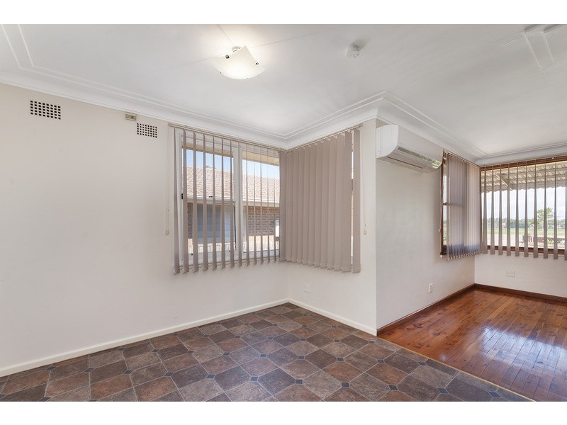 40 Reserve Road, Casula NSW 2170