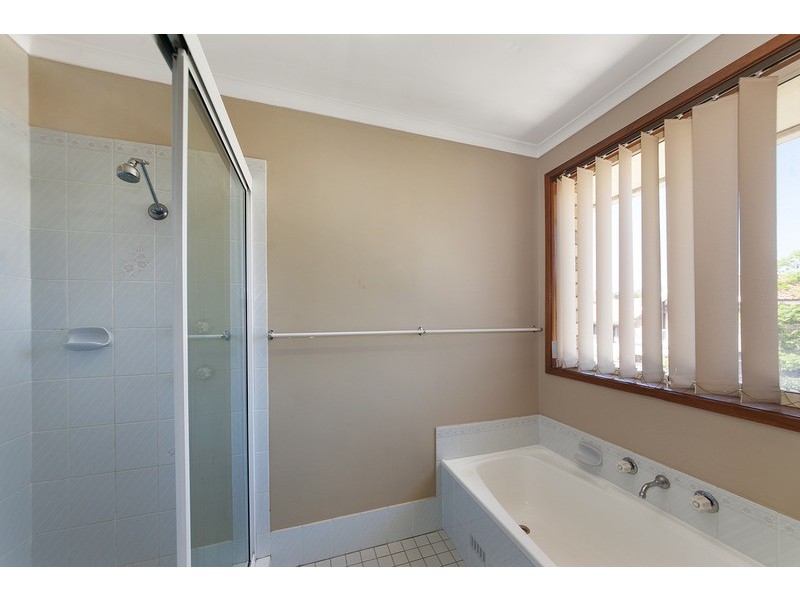 18B Tulloch Close, Casula NSW 2170