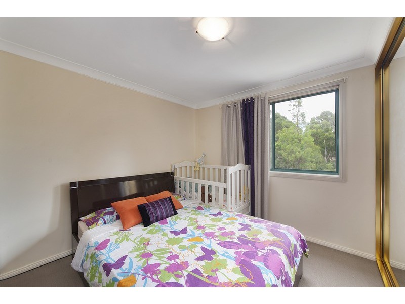 2/15 Keneally Way, Casula NSW 2170