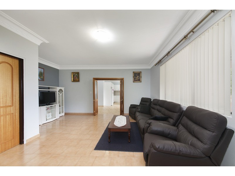 62 Jacaranda Crescent, Casula NSW 2170