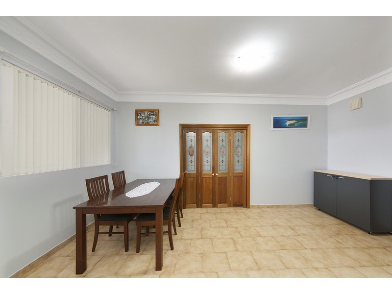 62 Jacaranda Crescent, Casula NSW 2170