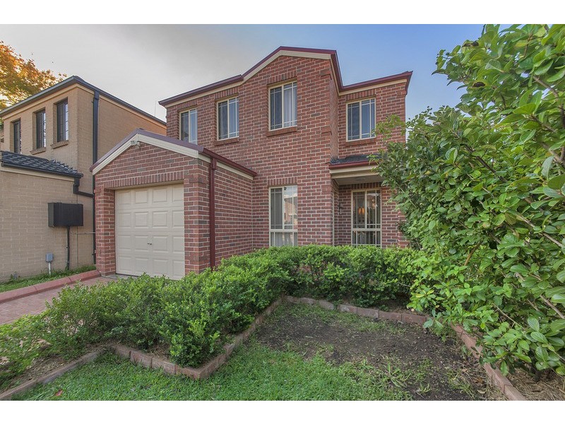 81  Alderson  Avenue, Liverpool NSW 2170