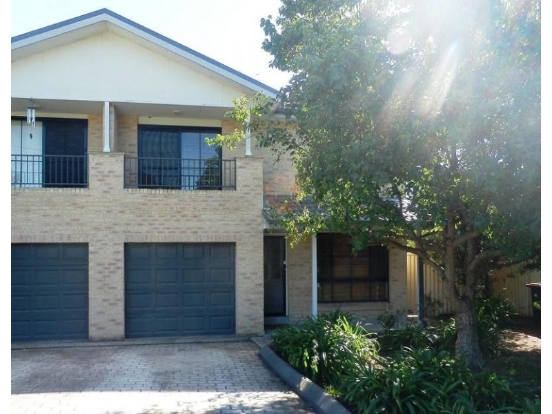 1/5 Lang Road, Casula NSW 2170