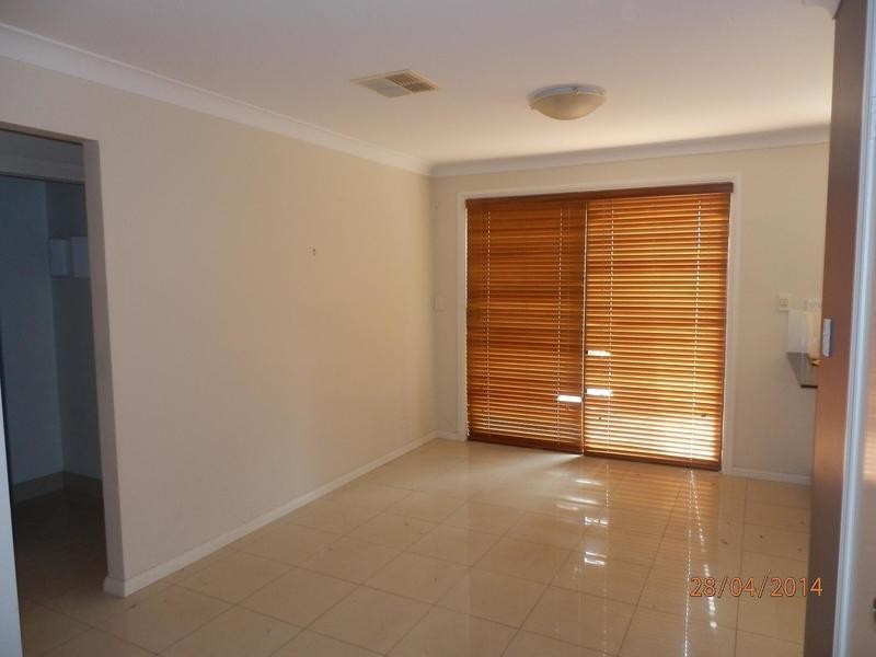 1/5 Lang Road, Casula NSW 2170