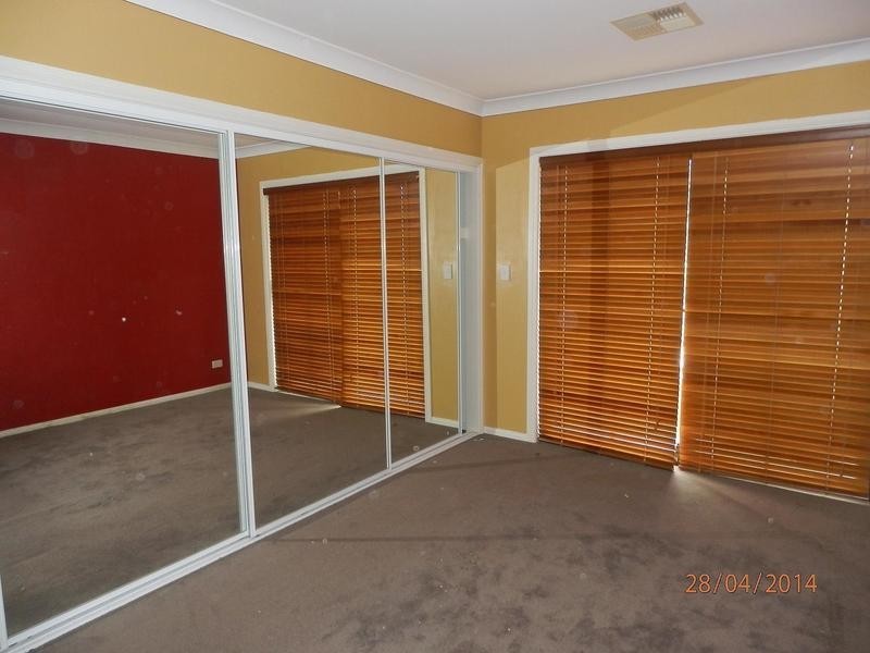 1/5 Lang Road, Casula NSW 2170