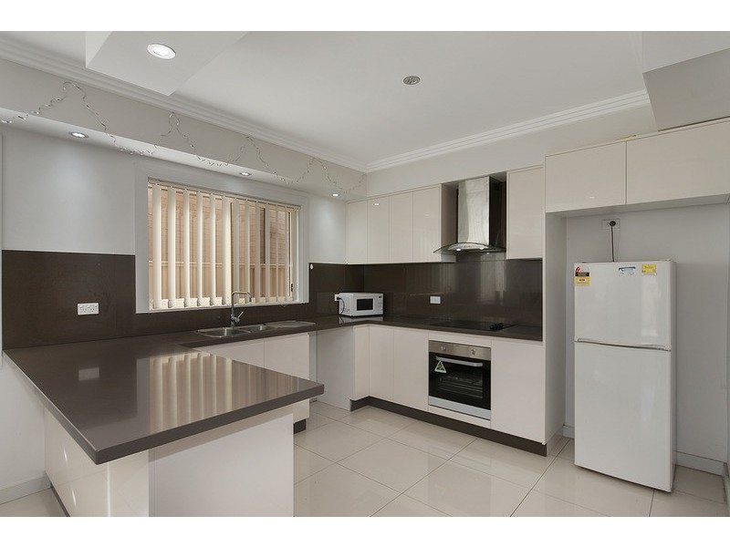 25b West  Street, Lurnea NSW 2170