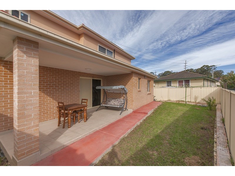 25b West  Street, Lurnea NSW 2170