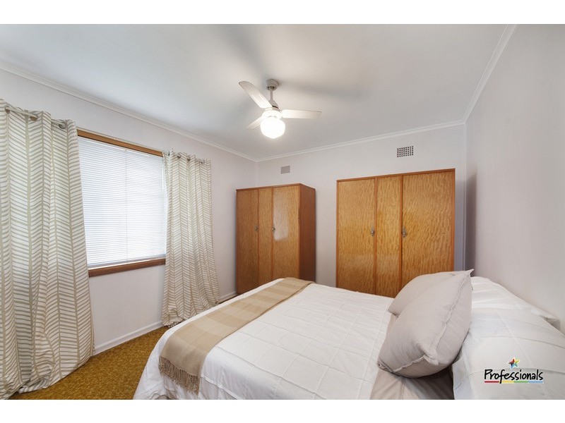 11 Hilda Avenue, Casula NSW 2170