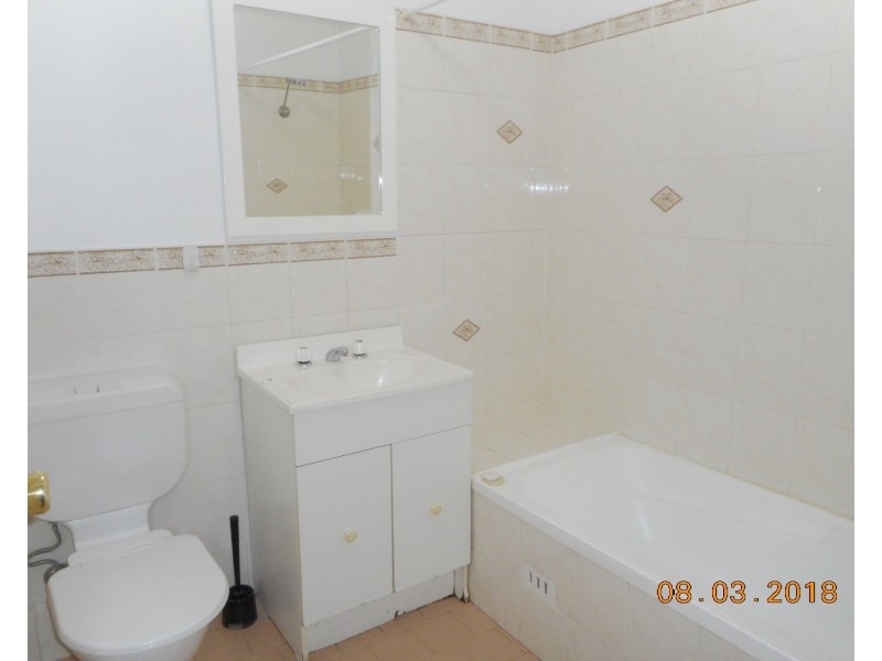 4/1-3 Kurrajong Road, Casula NSW 2170