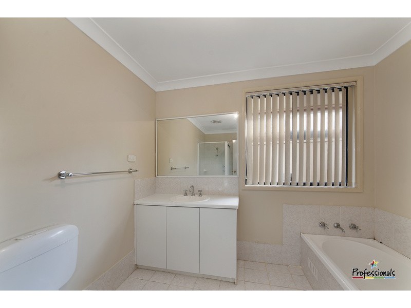 18  Michelago Circuit, Prestons NSW 2170