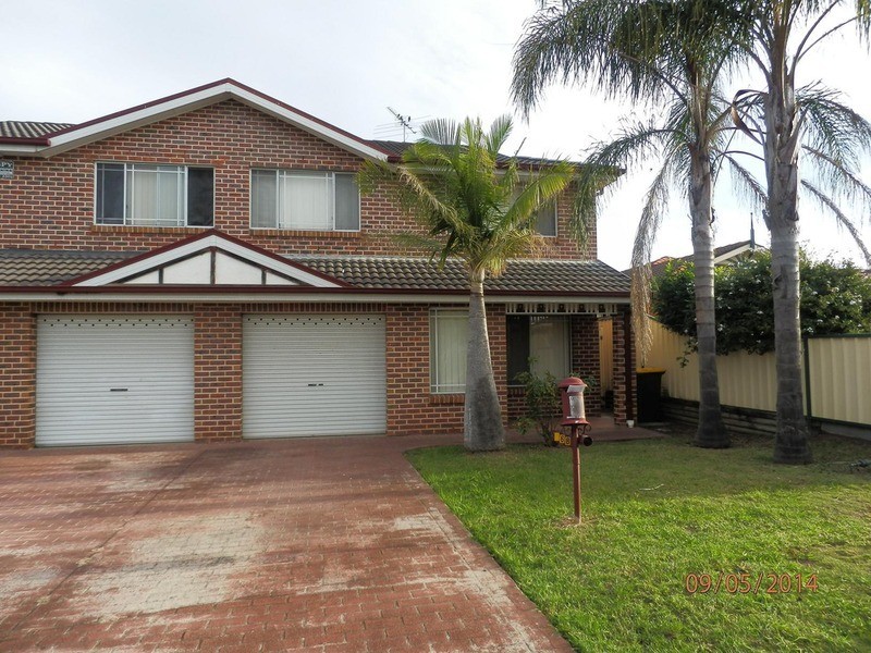 16B Woolgoolga Avenue, Hoxton Park NSW 2171