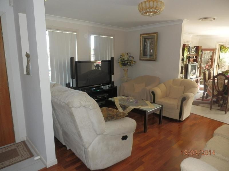 1/2-4 Webster Road, Lurnea NSW 2170
