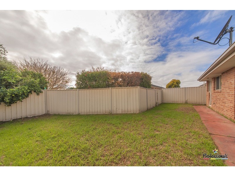 17 Plukavec Circuit, Prestons NSW 2170