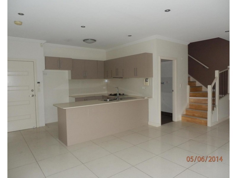 9/18 Holland Crescent, Casula NSW 2170