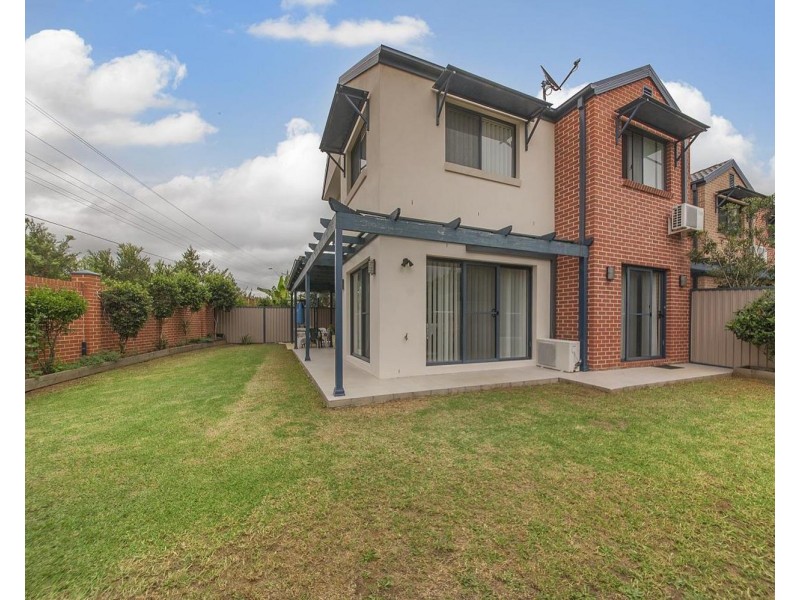 9/18 Holland Crescent, Casula NSW 2170