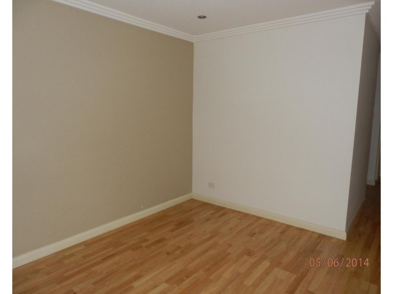 9/18 Holland Crescent, Casula NSW 2170