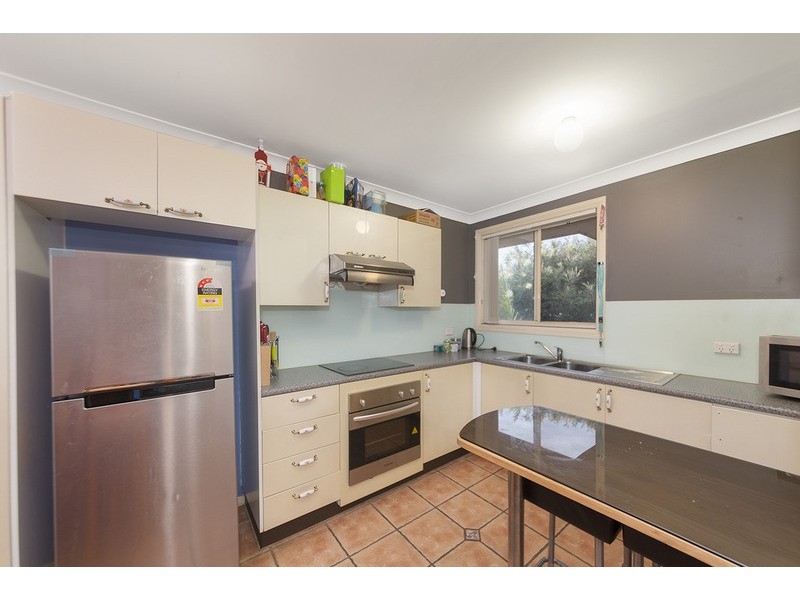 1/10 Durack  Place, Casula NSW 2170