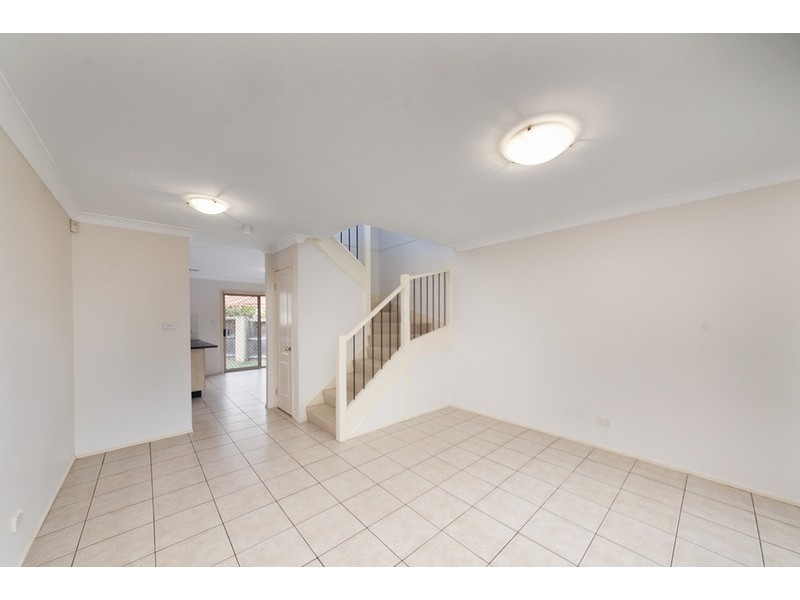 3/16-18 Carnation Avenue, Casula NSW 2170