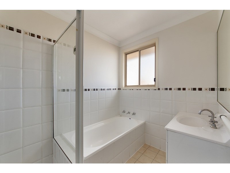 3/16-18 Carnation Avenue, Casula NSW 2170