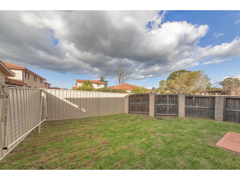 3/16-18 Carnation Avenue, Casula NSW 2170