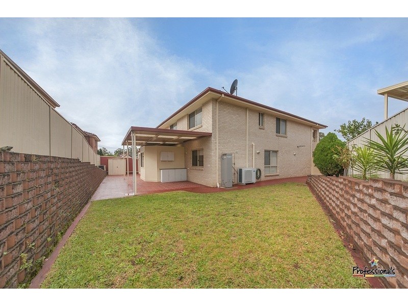 32 Kendall Drive, Casula NSW 2170