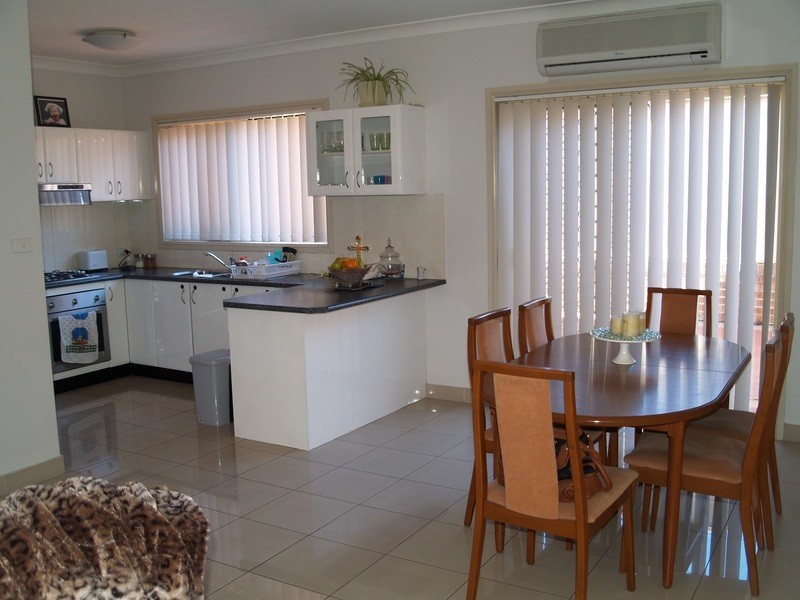 3/180 Newbridge Road, Moorebank NSW 2170