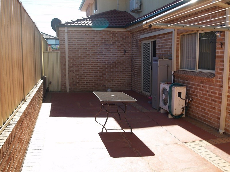 3/180 Newbridge Road, Moorebank NSW 2170