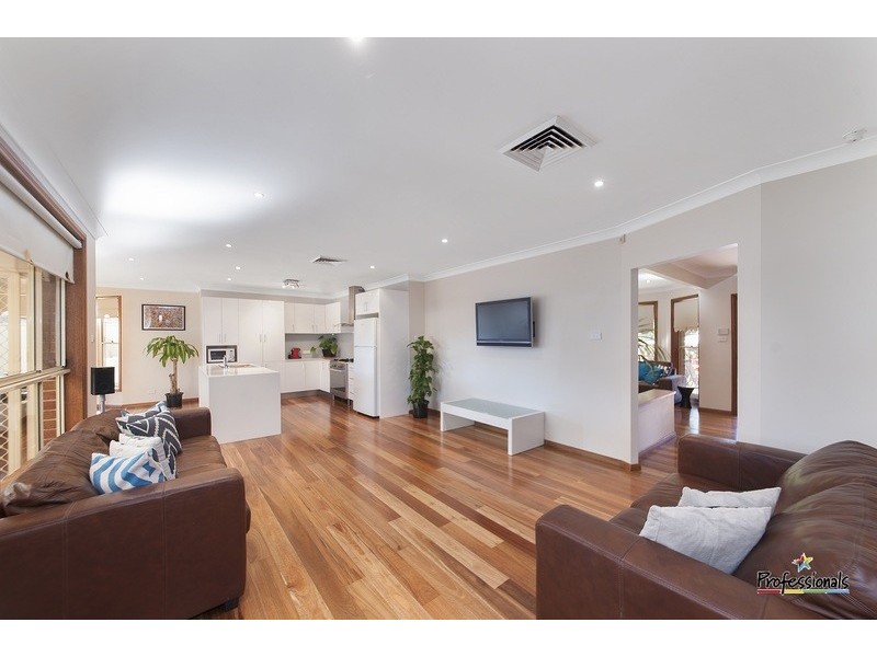 14  Tarago Place, Prestons NSW 2170