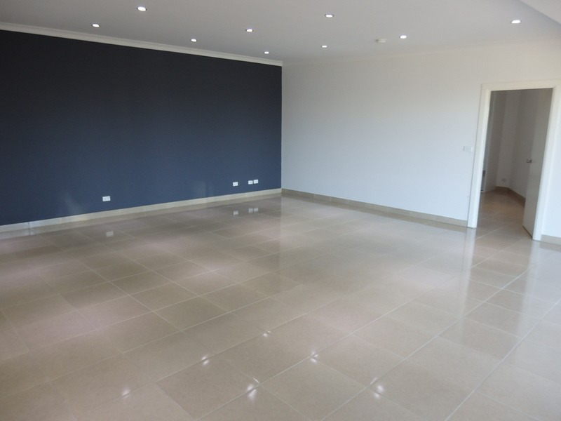 Granny Flat/208 Campbelltown Road, Denham Court NSW 2565