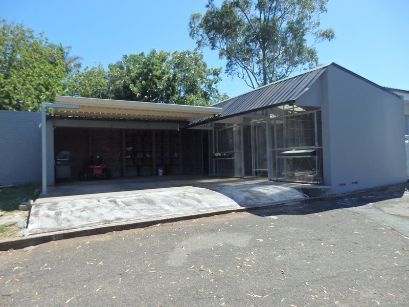 Granny Flat/208 Campbelltown Road, Denham Court NSW 2565