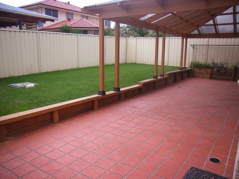 2B Juniper  Place, Prestons NSW 2170