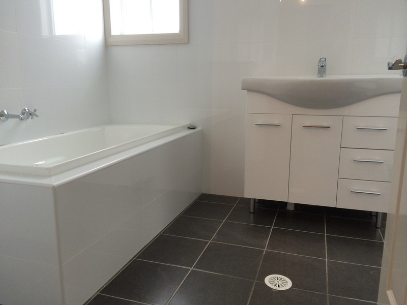 24 Byrock  Place, Hinchinbrook NSW 2168