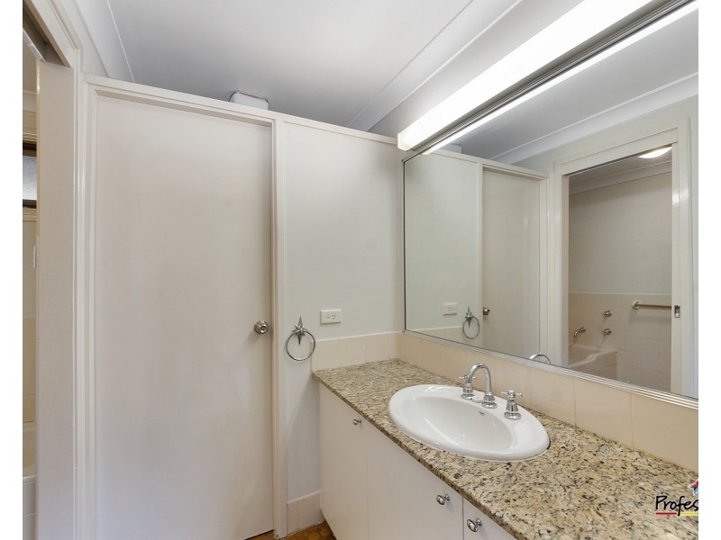 18 Mckell Avenue, Casula NSW 2170