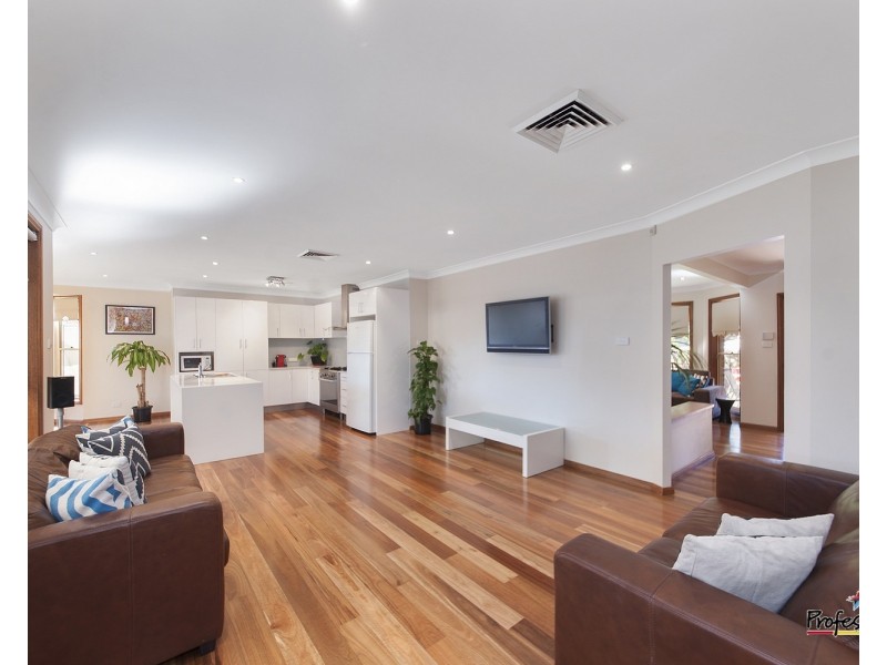 14 Tarago Place, Prestons NSW 2170