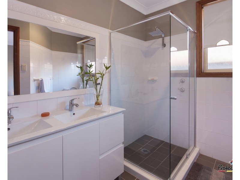 14 Tarago Place, Prestons NSW 2170