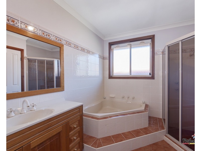 14 Tarago Place, Prestons NSW 2170