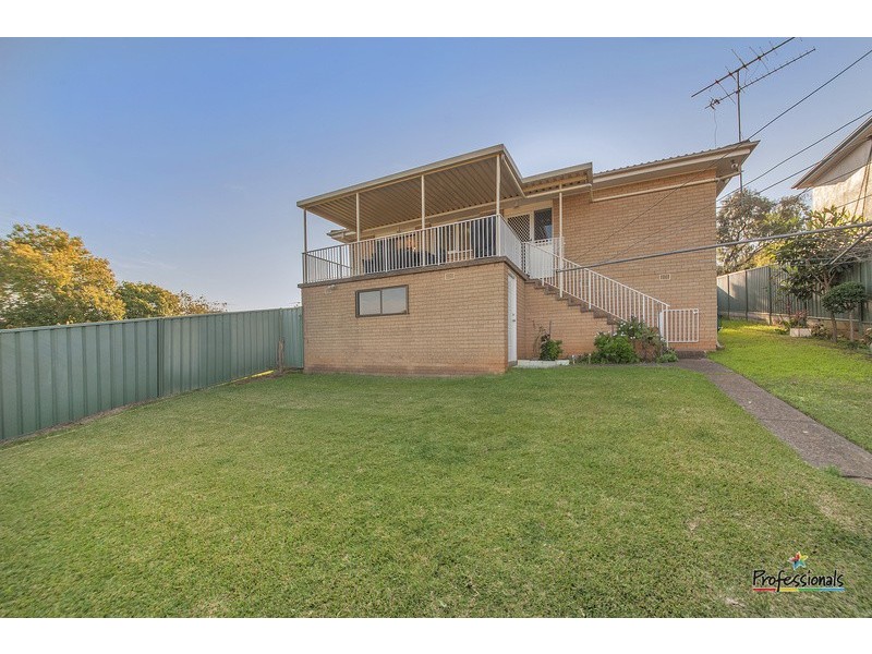 2 Birkdale Crescent, Liverpool NSW 2170