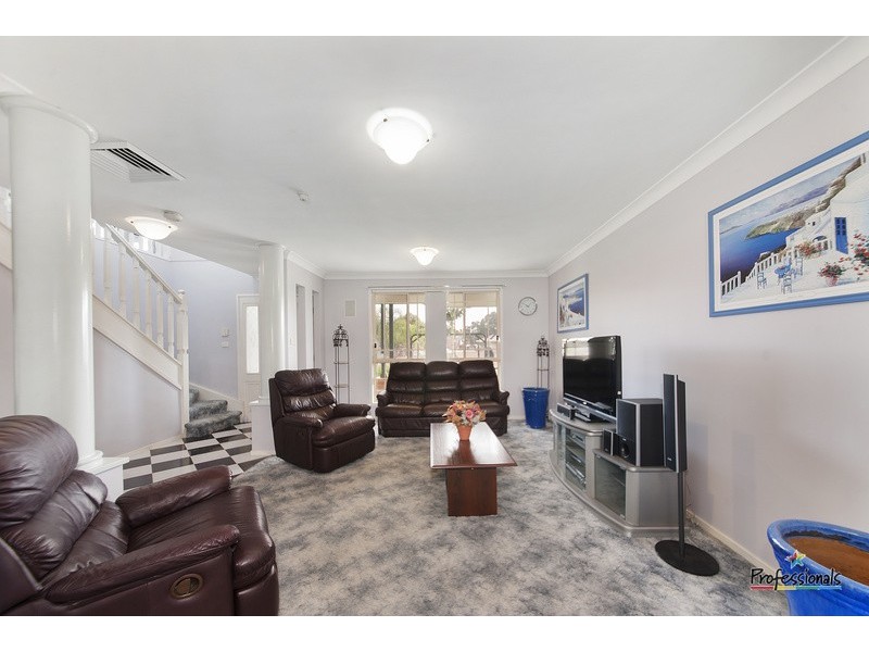 18  Gilmore Road, Casula NSW 2170