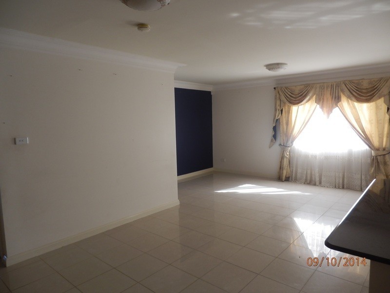 116 Kendall Drive, Casula NSW 2170